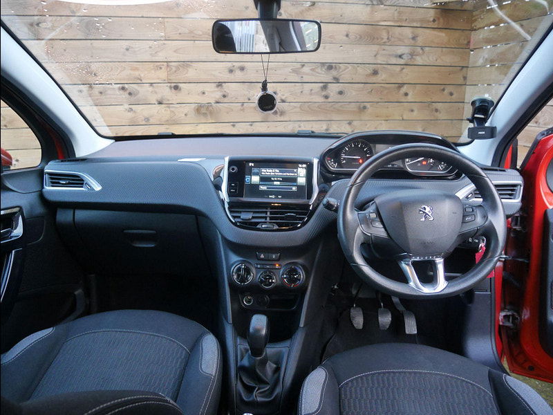 Peugeot 208 1.2 PureTech Active Hatchback 5dr Petrol Manual Euro 6 (82 ps) 5dr Manual 2026