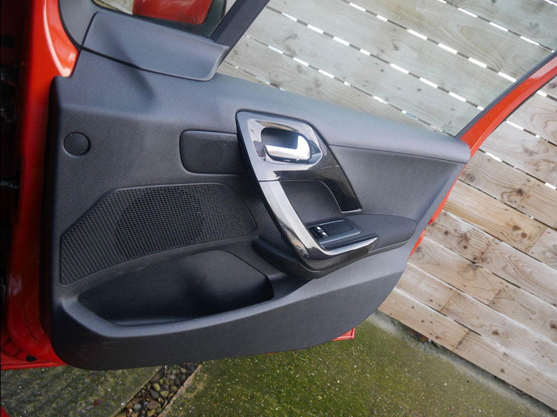 Peugeot 208 1.2 PureTech Active Hatchback 5dr Petrol Manual Euro 6 (82 ps) 5dr Manual 2026