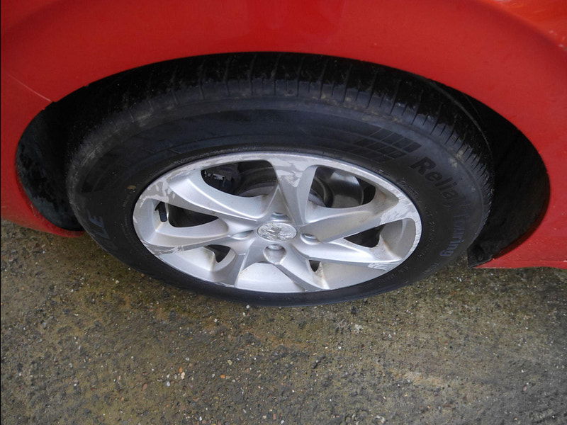 Peugeot 208 1.2 PureTech Active Hatchback 5dr Petrol Manual Euro 6 (82 ps) 5dr Manual 2026