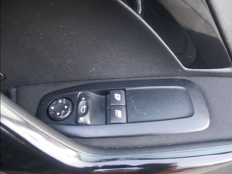 Peugeot 208 1.2 PureTech Active Hatchback 5dr Petrol Manual Euro 6 (82 ps) 5dr Manual 2026