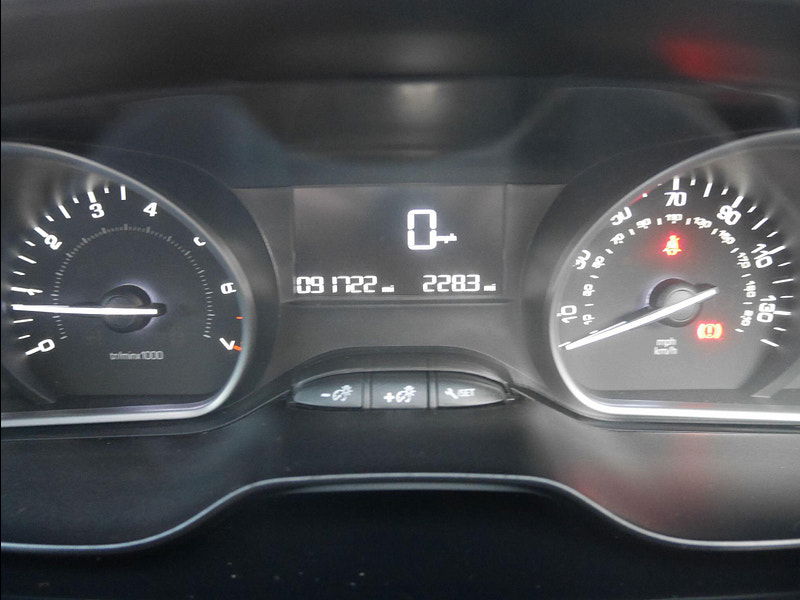 Peugeot 208 1.2 PureTech Active Hatchback 5dr Petrol Manual Euro 6 (82 ps) 5dr Manual 2026