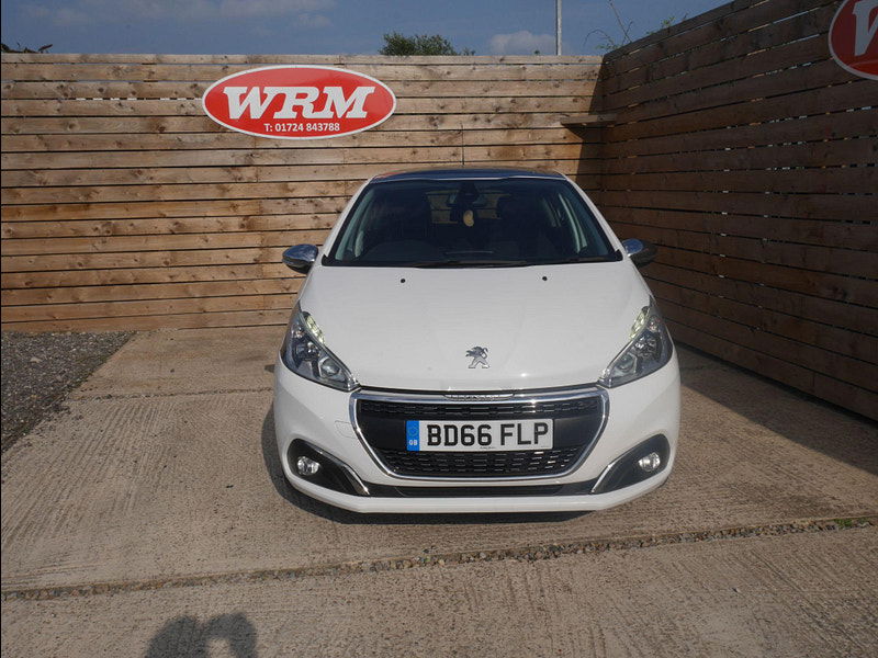 Peugeot 208 1.2 PureTech Allure Premium Euro 6 5dr 5dr Manual 2025