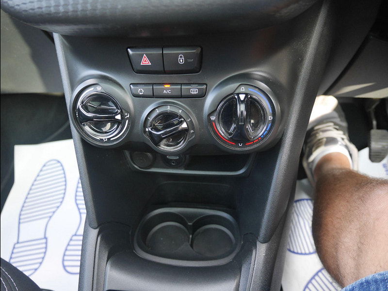 Peugeot 208 1.2 PureTech Allure Premium Euro 6 5dr 5dr Manual 2025