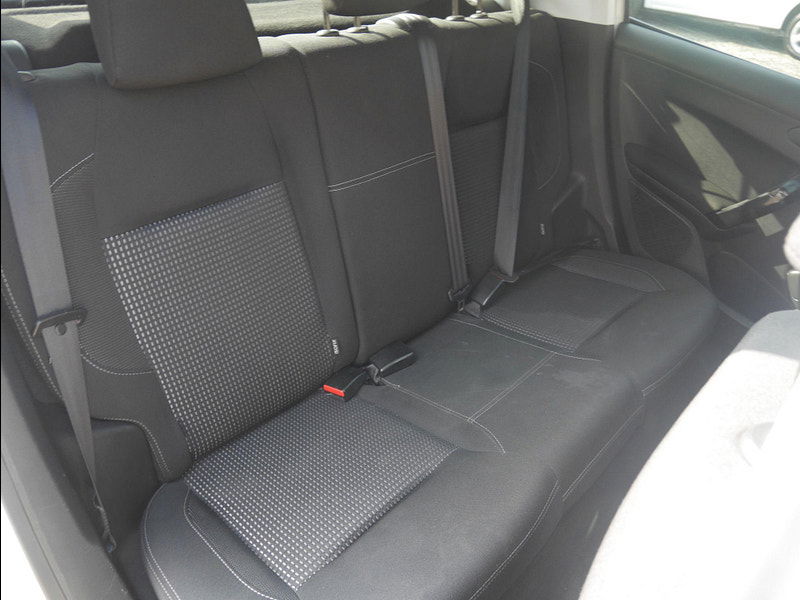 Peugeot 208 1.2 PureTech Allure Premium Euro 6 5dr 5dr Manual 2025