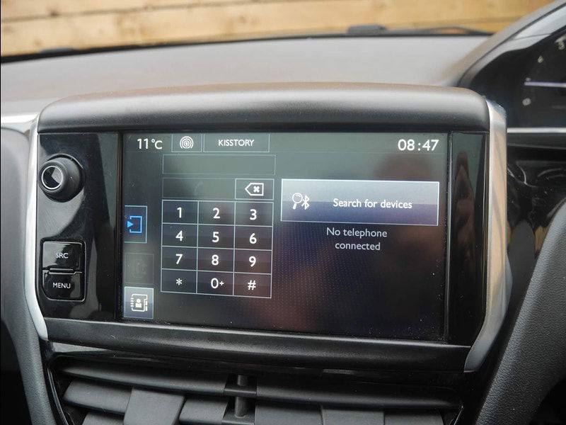 Peugeot 208 1.2 VTi PureTech Roland Garros Euro 5 5dr 5dr Manual 2025