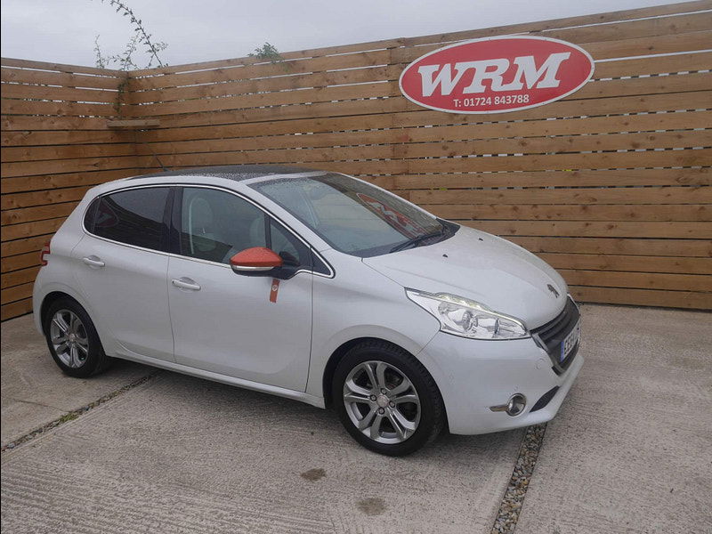Peugeot 208 1.2 VTi PureTech Roland Garros Euro 5 5dr 5dr Manual 2025