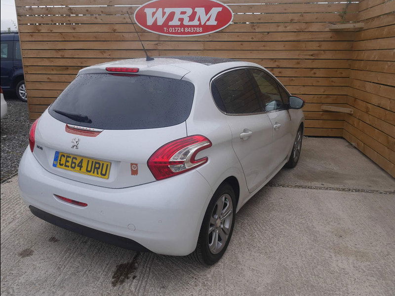 Peugeot 208 1.2 VTi PureTech Roland Garros Euro 5 5dr 5dr Manual 2025