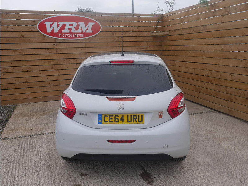 Peugeot 208 1.2 VTi PureTech Roland Garros Euro 5 5dr 5dr Manual 2025