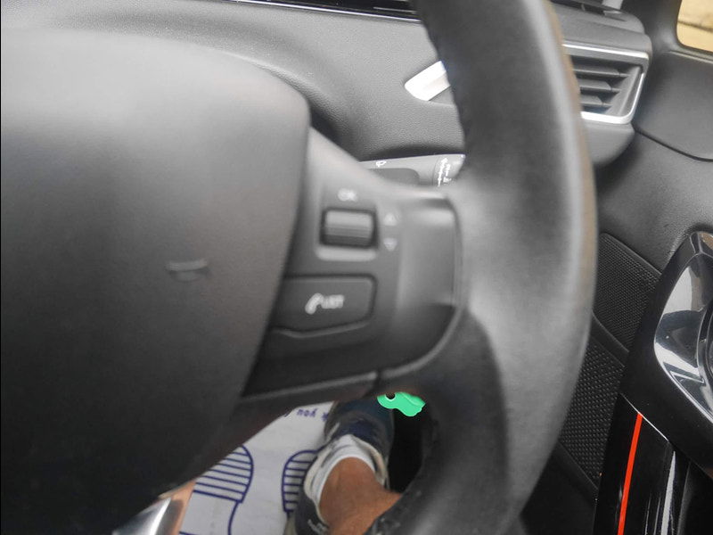 Peugeot 208 1.2 VTi PureTech Roland Garros Euro 5 5dr 5dr Manual 2025