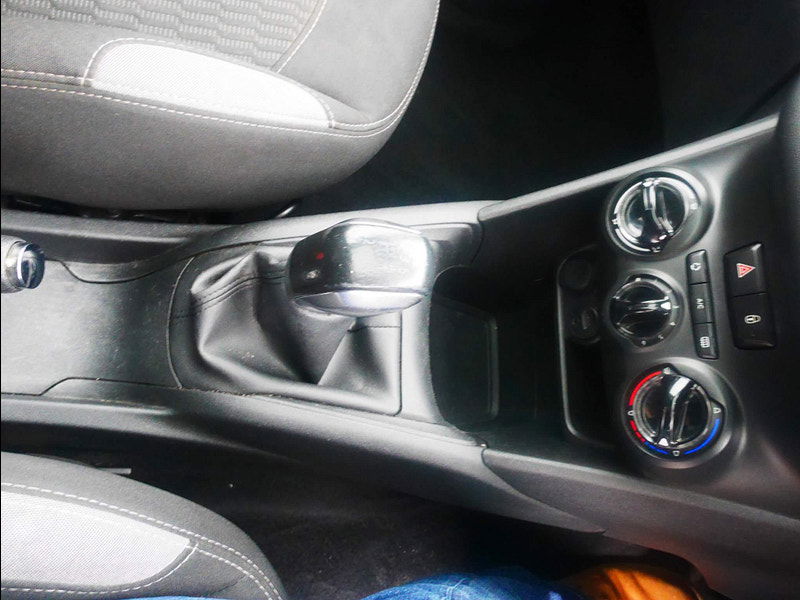 Peugeot 208 1.2 VTi PureTech Style Euro 6 3dr 3dr Manual 2025