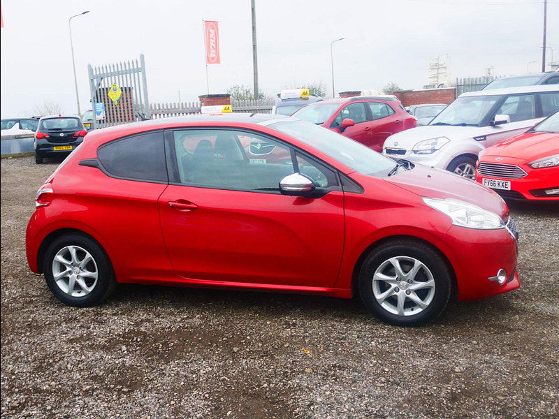 Peugeot 208 1.2 VTi PureTech Style Euro 6 3dr 3dr Manual 2025