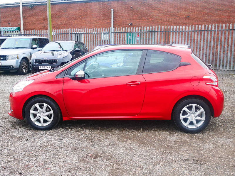 Peugeot 208 1.2 VTi PureTech Style Euro 6 3dr 3dr Manual 2025