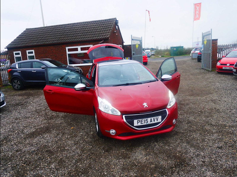 Peugeot 208 1.2 VTi PureTech Style Euro 6 3dr 3dr Manual 2025