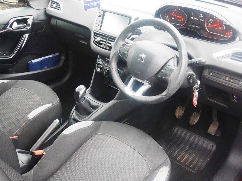 Peugeot 208 1.2 VTi PureTech Style Euro 6 3dr 3dr Manual 2025