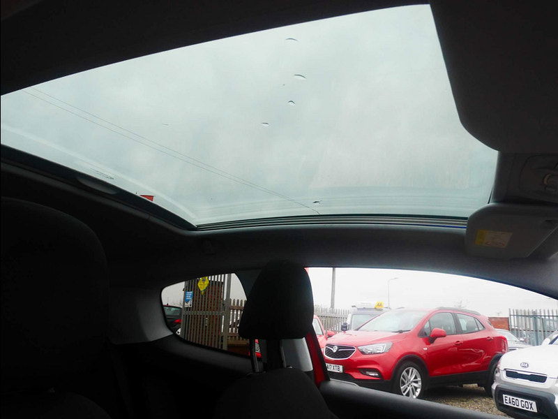 Peugeot 208 1.2 VTi PureTech Style Euro 6 3dr 3dr Manual 2025