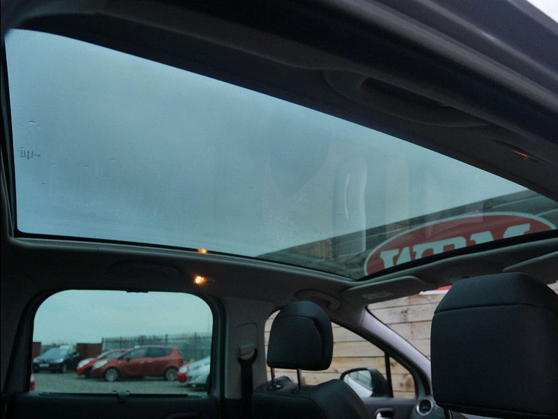 Peugeot 3008 1.6 HDi Allure SUV 5dr Diesel Manual Euro 5 (115 ps) 5dr Manual 2026