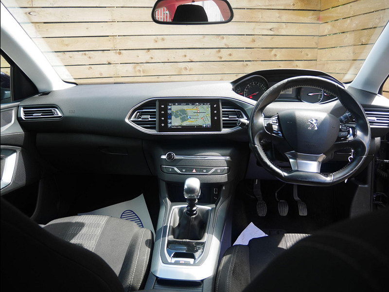 Peugeot 308 SW 1.6 HDi Allure Euro 5 (s/s) 5dr 5dr Manual 2025