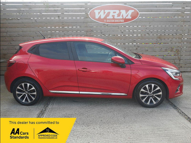Renault Clio 1.0 TCe Iconic Hatchback 5dr Petrol Manual Euro 6 (s/s) (100 ps) 5dr Manual 2025