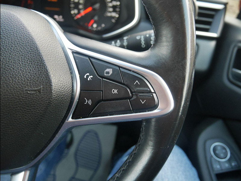 Renault Clio 1.0 TCe Iconic Hatchback 5dr Petrol Manual Euro 6 (s/s) (100 ps) 5dr Manual 2025