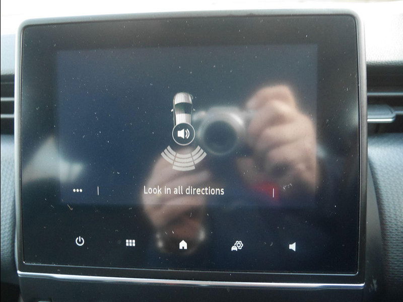 Renault Clio 1.0 TCe Iconic Hatchback 5dr Petrol Manual Euro 6 (s/s) (100 ps) 5dr Manual 2025