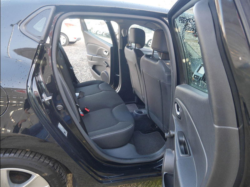 Renault Clio 1.2 16V Dynamique Nav Hatchback 5dr Petrol Manual Euro 6 (75 ps) 5dr Manual 2025