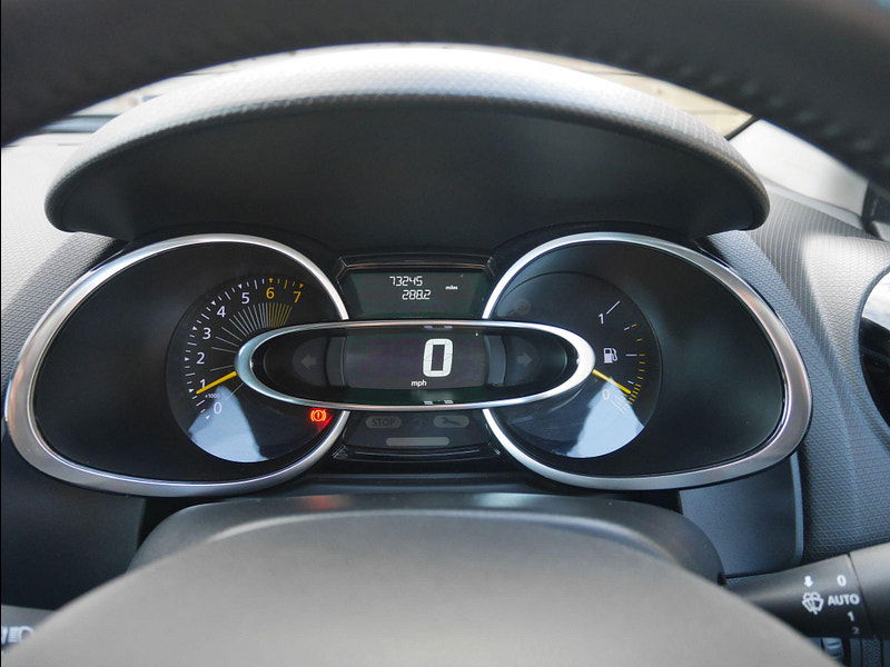 Renault Clio 1.2 16V Dynamique Nav Hatchback 5dr Petrol Manual Euro 6 (75 ps) 5dr Manual 2025