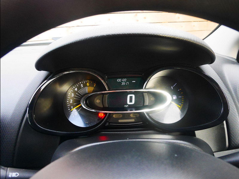 Renault Clio 1.2 16V Expression + Hatchback 5dr Petrol Manual Euro 5 (75 ps) 5dr Manual 2025
