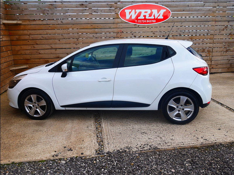 Renault Clio 1.2 16V Expression + Hatchback 5dr Petrol Manual Euro 5 (75 ps) 5dr Manual 2025