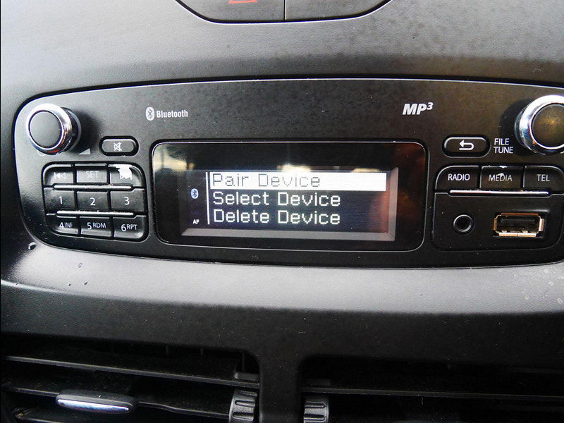 Renault Clio 1.2 16V Expression + Hatchback 5dr Petrol Manual Euro 5 (75 ps) 5dr Manual 2025