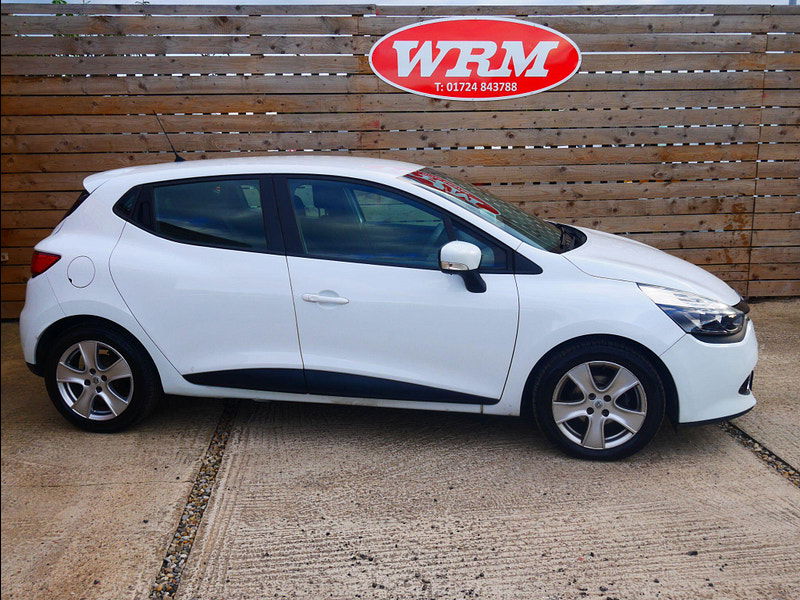 Renault Clio 1.2 16V Expression + Hatchback 5dr Petrol Manual Euro 5 (75 ps) 5dr Manual 2025