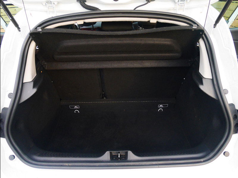 Renault Clio 1.2 16V Expression + Hatchback 5dr Petrol Manual Euro 5 (75 ps) 5dr Manual 2025