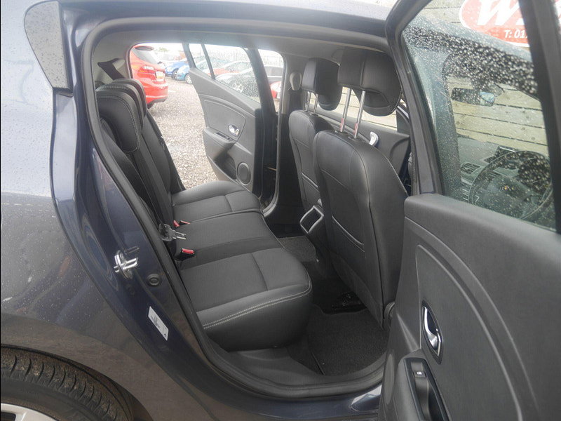 Renault Megane 1.5 dCi Dynamique Nav Hatchback 5dr Diesel Manual Euro 6 (s/s) (110 ps) 5dr Manual 2026
