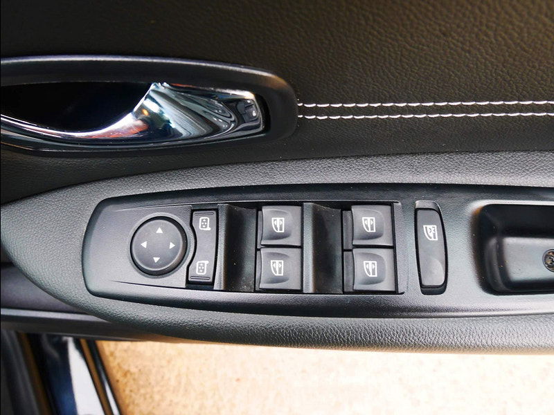 Renault Scenic 1.5 dCi ENERGY Dynamique TomTom Euro 5 (s/s) 5dr 5dr Manual 2025