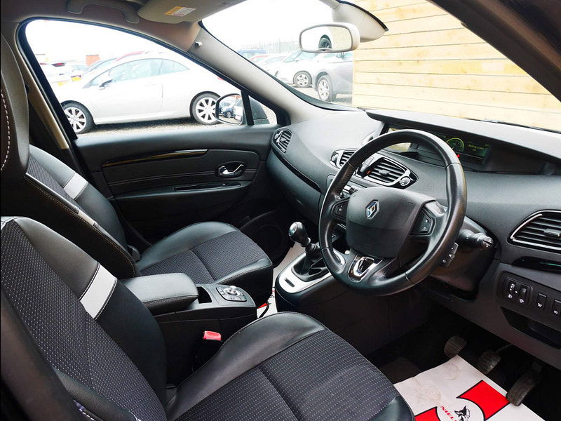 Renault Scenic 1.5 dCi ENERGY Dynamique TomTom Euro 5 (s/s) 5dr 5dr Manual 2025