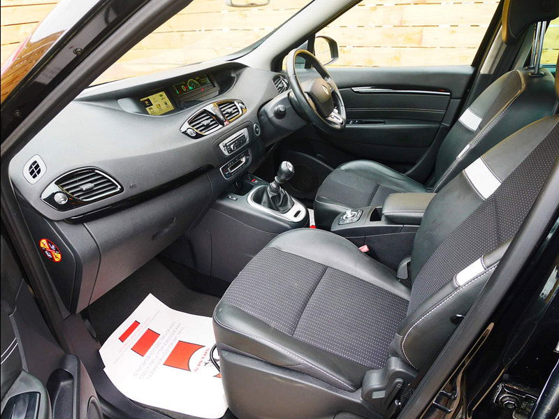 Renault Scenic 1.5 dCi ENERGY Dynamique TomTom Euro 5 (s/s) 5dr 5dr Manual 2025