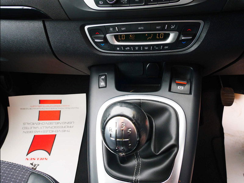 Renault Scenic 1.5 dCi ENERGY Dynamique TomTom Euro 5 (s/s) 5dr 5dr Manual 2025