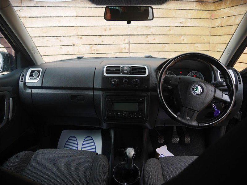 Skoda Fabia 1.4 TDI Pure Drive Sport 5dr 5dr Manual 2025