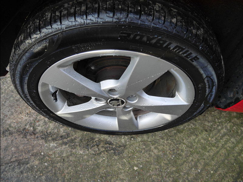 Skoda Rapid Spaceback 1.2 TSI SE Tech Hatchback 5dr Petrol Manual Euro 6 (s/s) (90 ps) 5dr Manual 2026