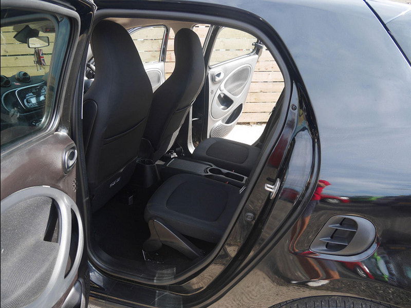 Smart ForFour 1.0 Passion Twinamic Euro 6 (s/s) 5dr 5dr Automatic 2025