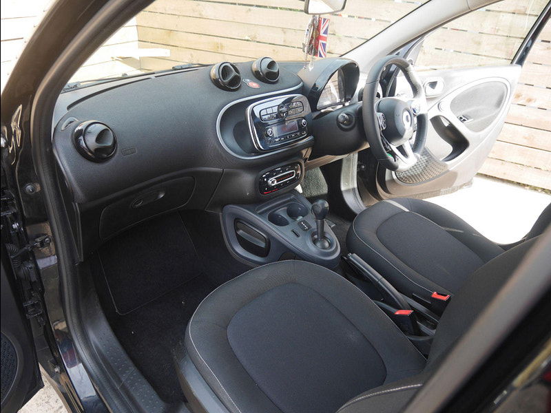 Smart ForFour 1.0 Passion Twinamic Euro 6 (s/s) 5dr 5dr Automatic 2025