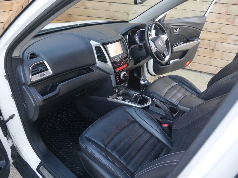 Ssangyong Tivoli 1.6 e-XDi ELX Euro 6 5dr 5dr Manual 2024