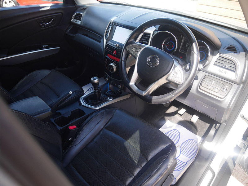 Ssangyong Tivoli 1.6 e-XGi ELX Euro 6 (s/s) 5dr 5dr Manual 2025
