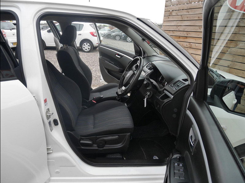 Suzuki Swift 1.2 SZ3 Euro 6 5dr 5dr Manual 2025