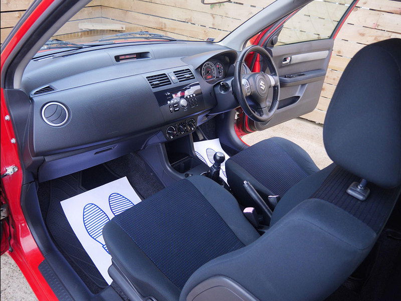Suzuki Swift 1.3 GL 3dr 3dr Manual 2025