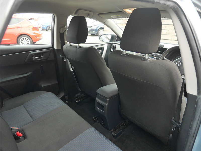 Toyota Auris 1.4 D-4D Active Hatchback 5dr Diesel Manual Euro 5 (s/s) (90 ps) 5dr Manual 2026