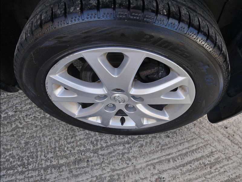 Toyota Auris 1.6 V-Matic TR Hatchback 5dr Petrol Manual Euro 5 (132 ps) 5dr Manual 2025