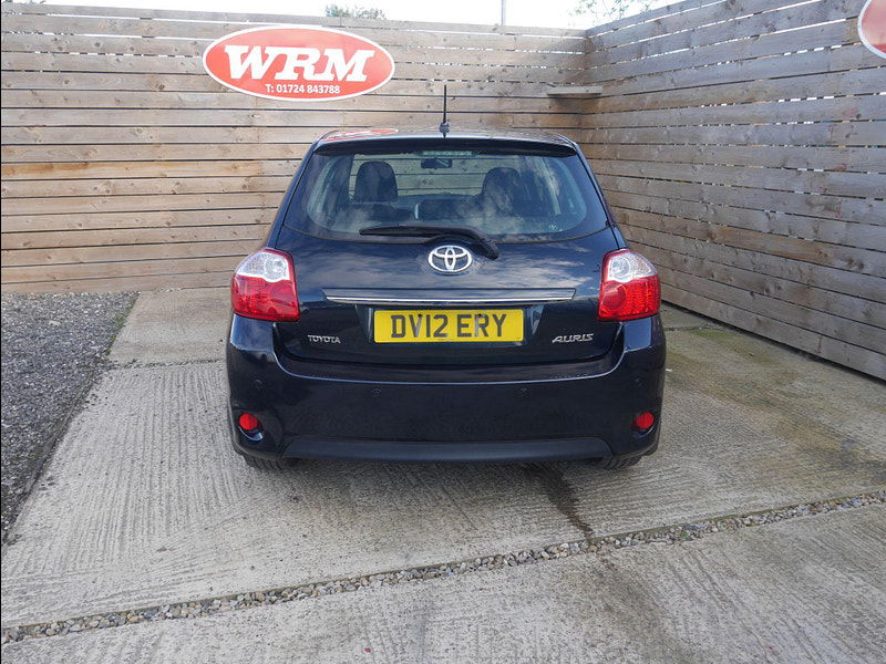 Toyota Auris 1.6 V-Matic TR Hatchback 5dr Petrol Manual Euro 5 (132 ps) 5dr Manual 2025