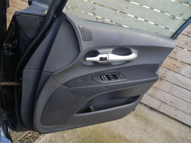 Toyota Auris 1.6 V-Matic TR Hatchback 5dr Petrol Manual Euro 5 (132 ps) 5dr Manual 2025