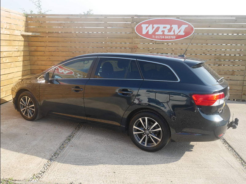Toyota Avensis 2.0 D-4D Icon Business Edition Tourer Euro 5 5dr 5dr Manual 2025