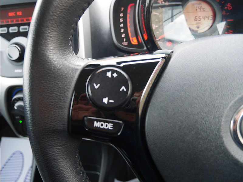 Toyota Aygo 1.0 VVT-i x-play Euro 5 3dr Euro 5 3dr Manual 2025